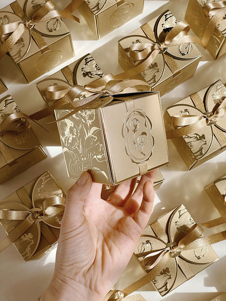 Square Paper Gift Boxes with R – обзор и цена Event Party Box