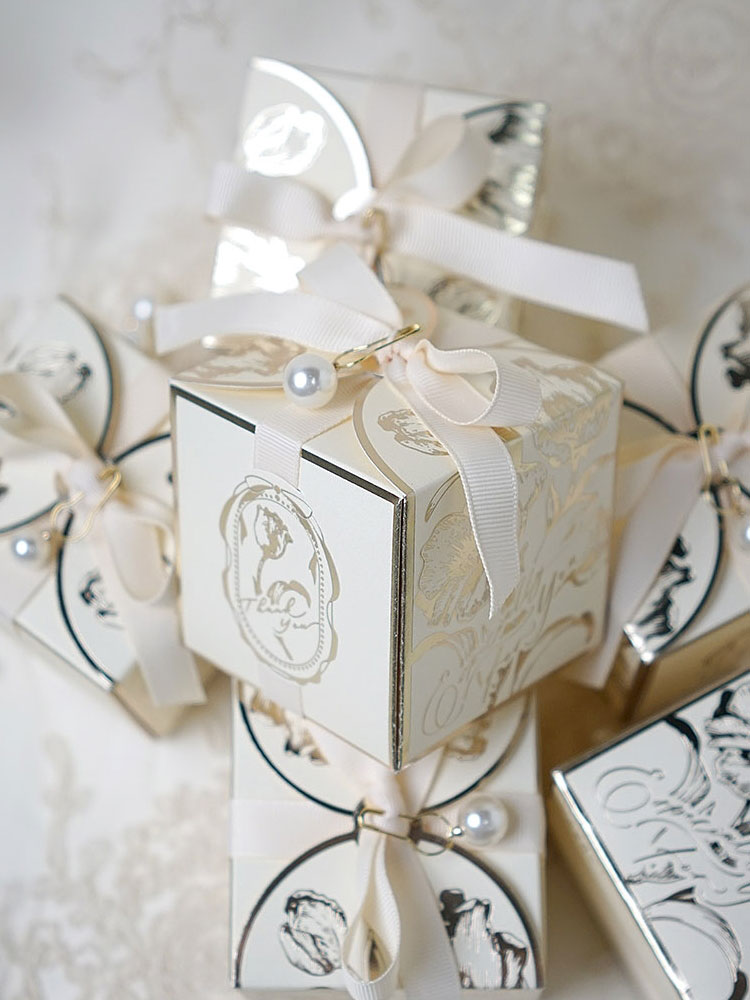 Square Paper Gift Boxes with R – обзор и цена Event Party Box